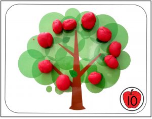 Read more about the article APPLE TREE PLAYDOUGH MAT – A COZY, HANDS-ON FALL ACTIVITY FOR PRESCHOOLERS